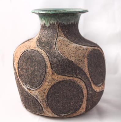 Ribbon Pot