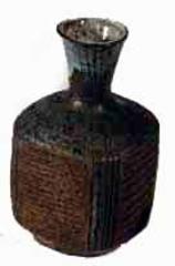 Four-sided Reformed Bottle